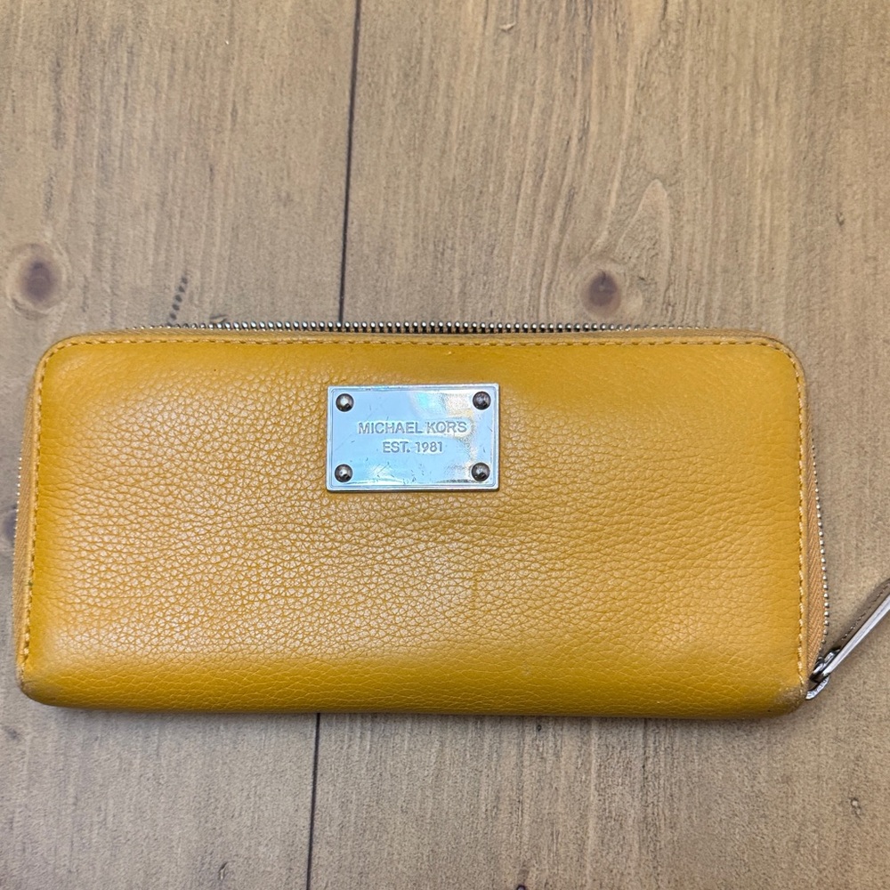 Michael Kors Mustard Leather Wallet
